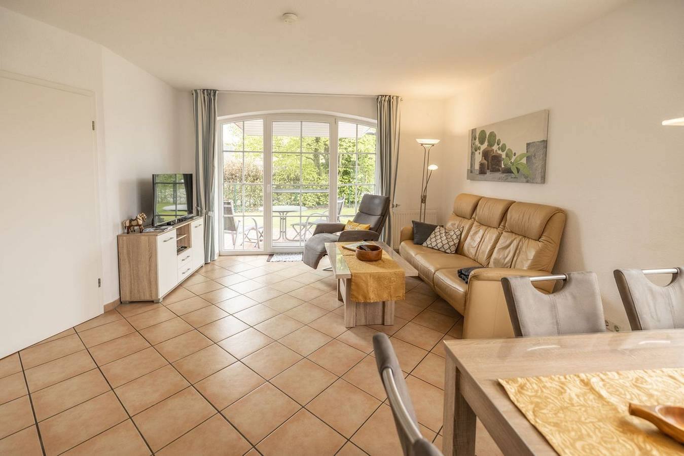 Ganze Wohnung, Rollstuhlfreundliche Wohnung an der Oase in Greetsiel, Krummhörn