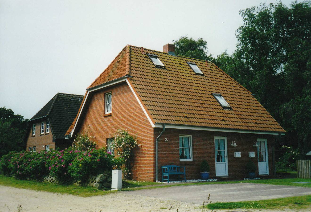 Entire apartment, Holiday apartment for 4 people with garden in Wyk auf Föhr (City), Wyk auf Föhr