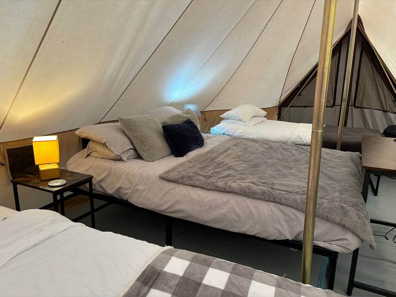 Cozy Hot Tent with Log Burner & Hot Tub Right Tent in Isle of Anglesey