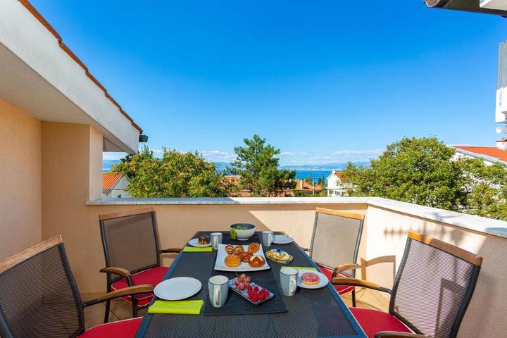 Maison d’hôte pour 2 personnes, avec jardin et vue, animaux acceptés dans Krk - 2