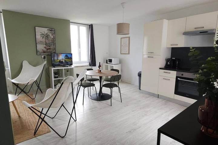 Appartement de vacances pour 4 personnes, avec vue ainsi que jardin et terrasse