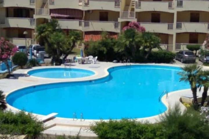 Attico per 5 persone, con terrazza e piscina ad Alghero