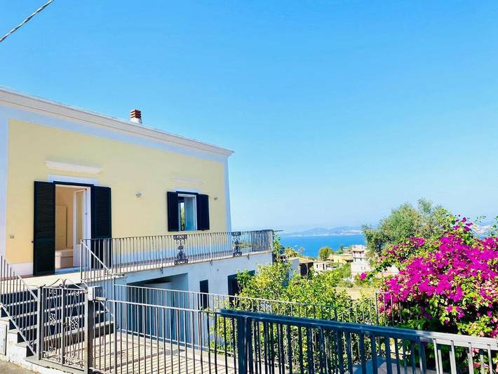 Ferienwohnung für 6 Personen, mit Ausblick und Garten