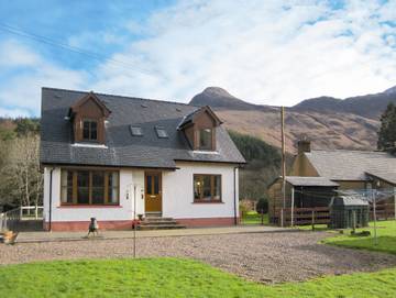 Gîte pour 6 personnes, avec jardin à Glencoe