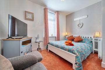 Holiday Apartment for 2 People in Blackpool, North West England, Photo 3
