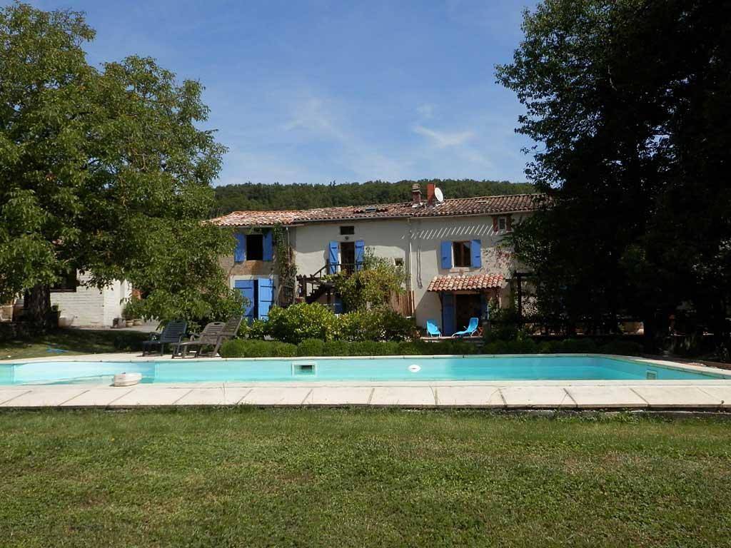 Le Noyer in Saint-Benoît, Région de Limoux