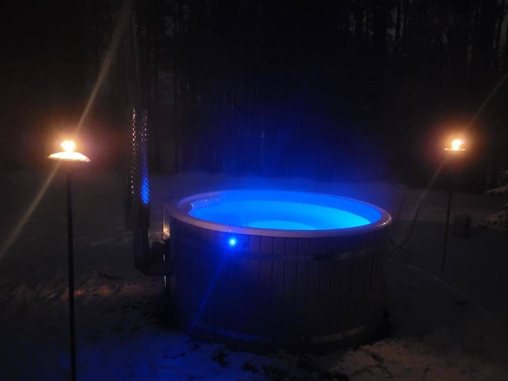 Agro Breza dom z kominkiem 80 metrów od jeziora - sauna, balia ogrodowa in Bory Tucholskie