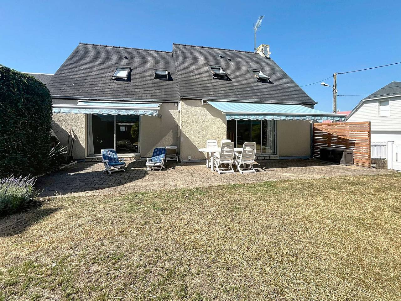 Villa espaciosa 6 habitaciones - 9 pers - A 50m de la playa in Jullouville, Côte de la Déroute