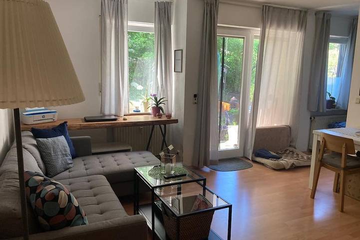 Ferienwohnung für 4 Personen, mit Terrasse und Garten in Würzburg