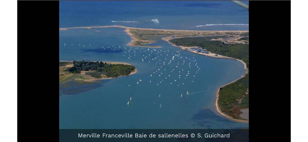 Gîte pour 2 personnes, avec piscine ainsi que jardin et terrasse à Ranville - 4