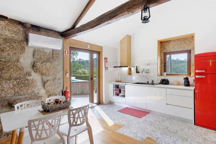 Casa do Moinho: Mountain View, Wi-Fi & Air Conditioning in Fafe, Braga District