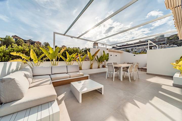 Entire apartment, Altos La Quinta 2 | Rooftop Sea View Penthouse Bbq in Marbella West, Benahavís