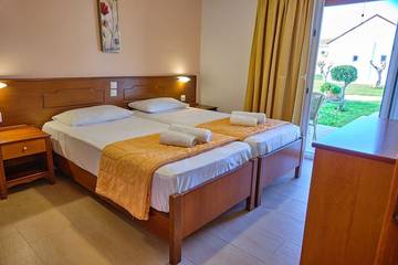 Bungalow für 5 Personen in Acharavi, Korfu, Bild 2