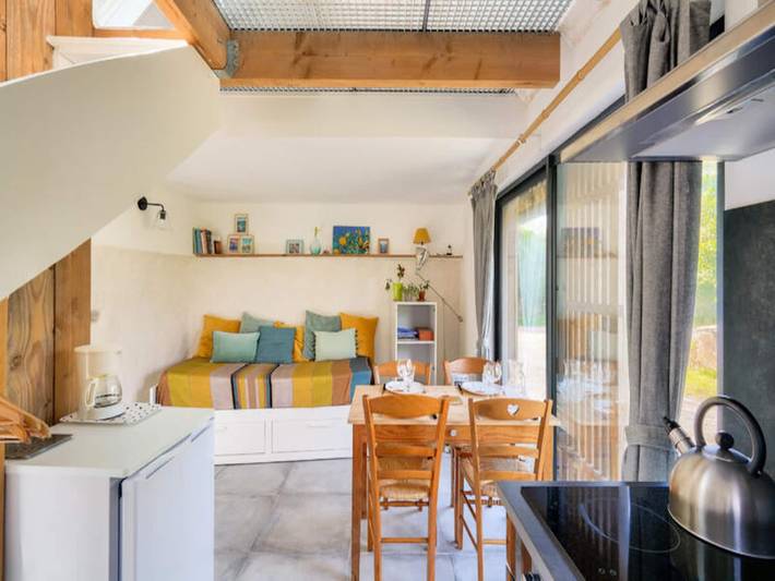 Location de vacances pour 3 personnes, avec jardin, adapté aux familles à Plovan