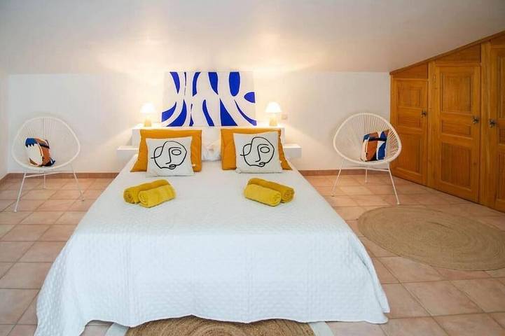 Location de vacances pour 16 personnes, avec piscine dans Musee de l'Ecole - 4