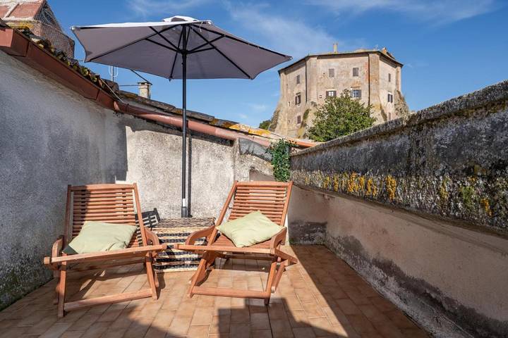 Ferienwohnung für 5 Personen, mit Balkon und Terrasse sowie Seeblick und Ausblick am Bolsenasee - 3