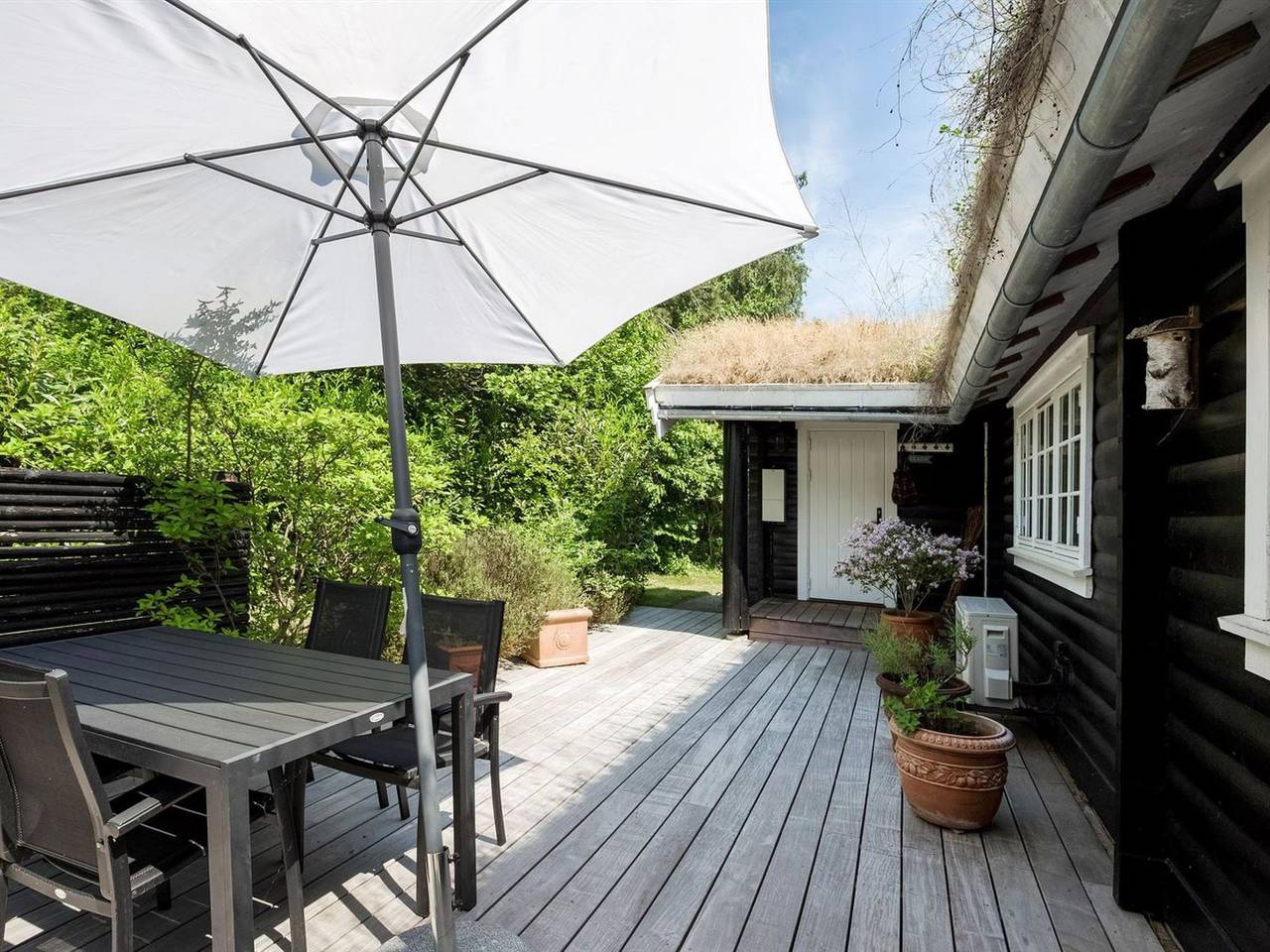 "Ottil" - 1km from the sea in Tisvilde, Kattegat