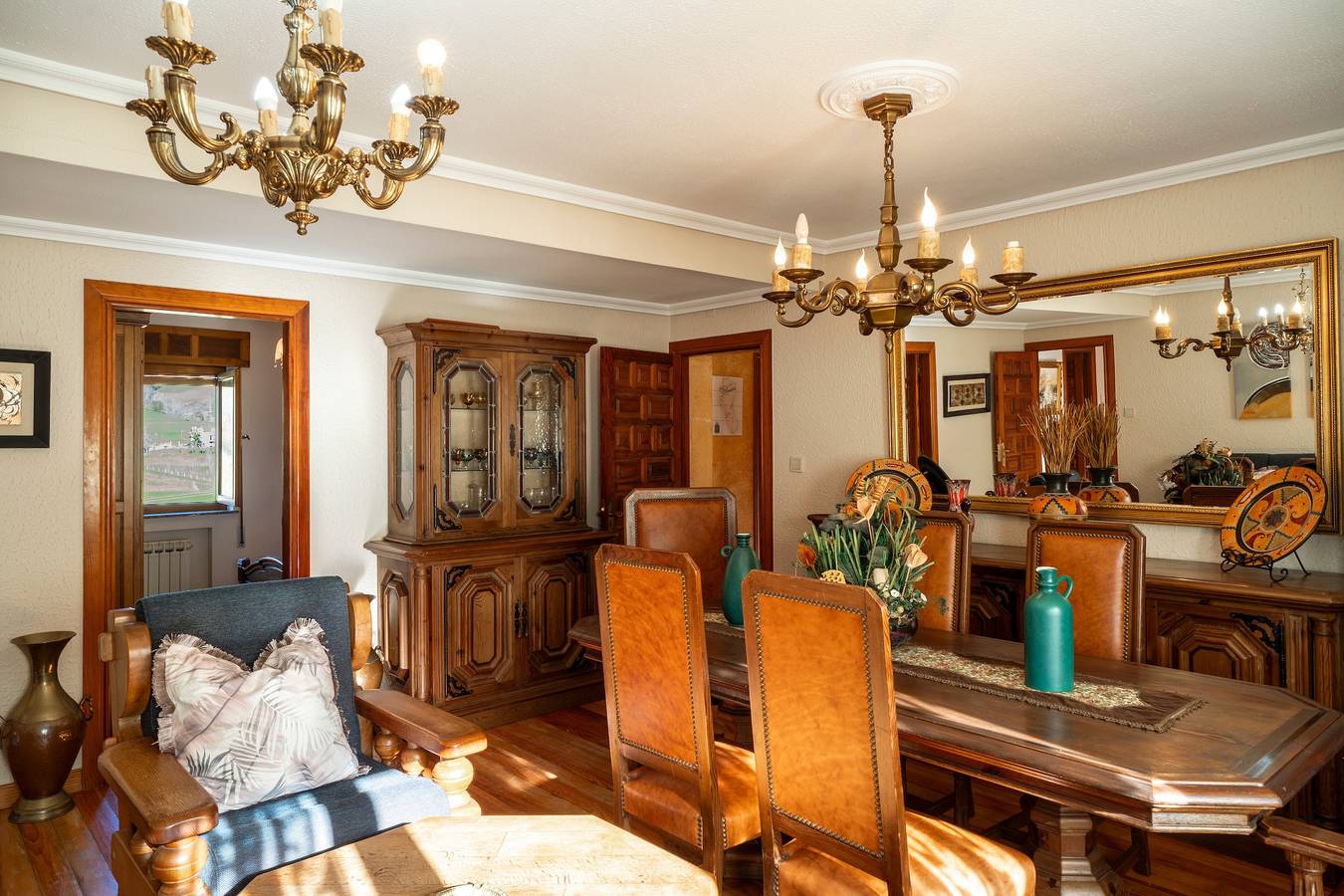Apartment 'Casa Geli 2' in La Robellada, Onís – Up to 9 Guests, 4 Bedrooms, 2 Bathrooms in La Robellada, Onís