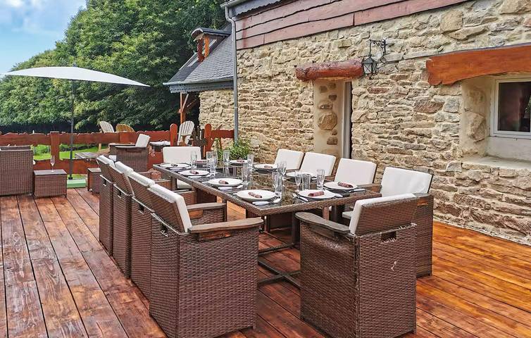 Location de vacances pour 10 personnes, avec terrasse et jardin, animaux acceptés à Rosporden - 4