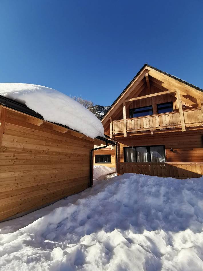 Hütte für 3 Personen, mit Sauna und Ausblick sowie Garten, kinderfreundlich in Dachstein - 2