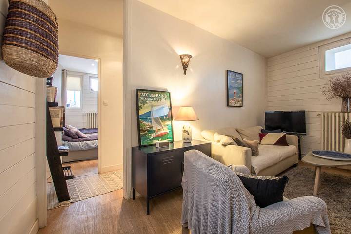 Gîte pour 4 personnes, avec terrasse dans Lac du Bourget - 3