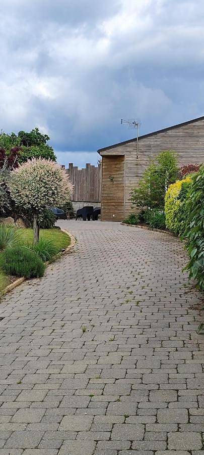 Appartement entier, Chalet 38 m2, au calme reposant, près du puy /fou in Saint-Pierre-des-Échaubrognes, Vallée de la Loire