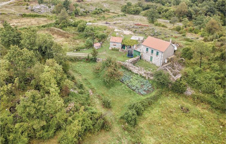 Ferienhaus für 6 Personen, mit Terrasse in Montenegro - 4