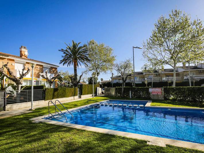 Villa pour 8 personnes, avec piscine et jardin, animaux acceptés à Cambrils - 4