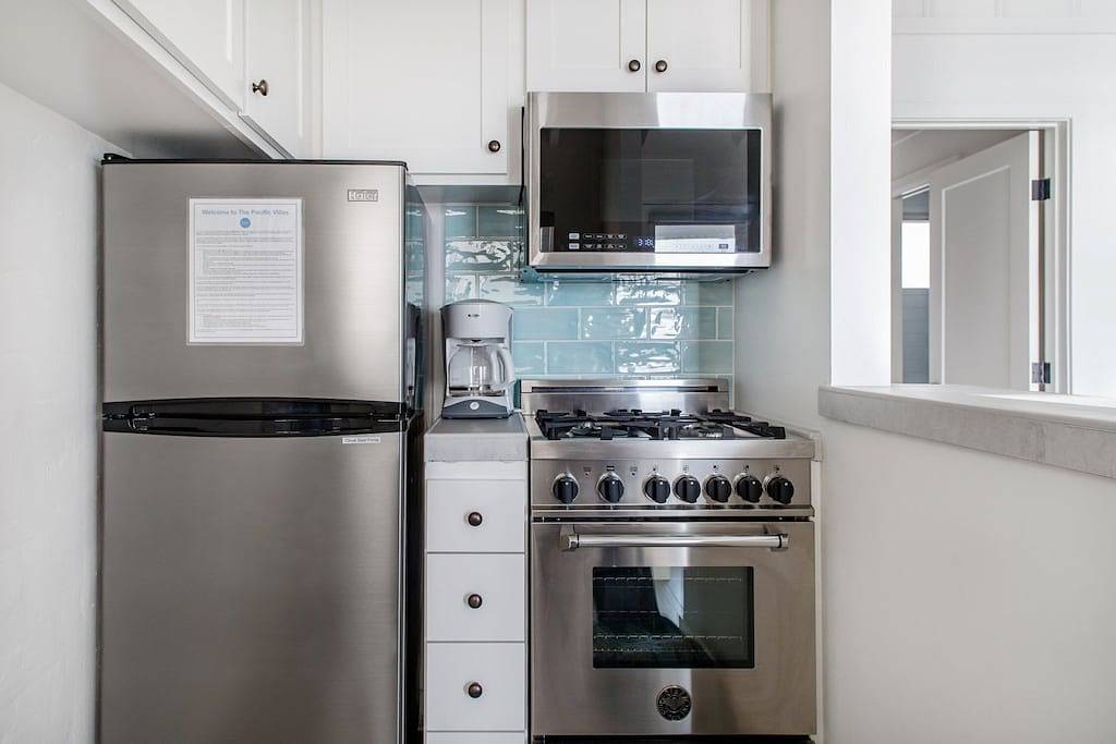 Ganze Wohnung, Genießen Sie die spektakuläre Aussicht von Pacific Villas Unit One in Oceanside, San Diego County