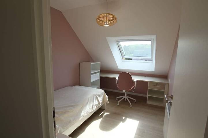 Location de vacances pour 9 personnes, avec jardin et terrasse dans Plage des Dunes (Penvénan) - 4