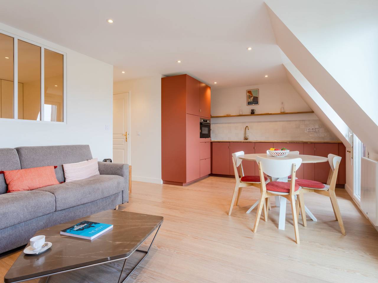 Entire apartment, Le Carrousel des Sports in Deauville, Lisieux region