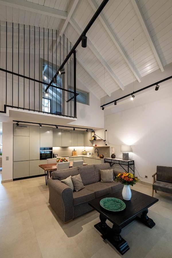 Gîte pour 4 personnes, avec vue et balcon dans Gialova - 2