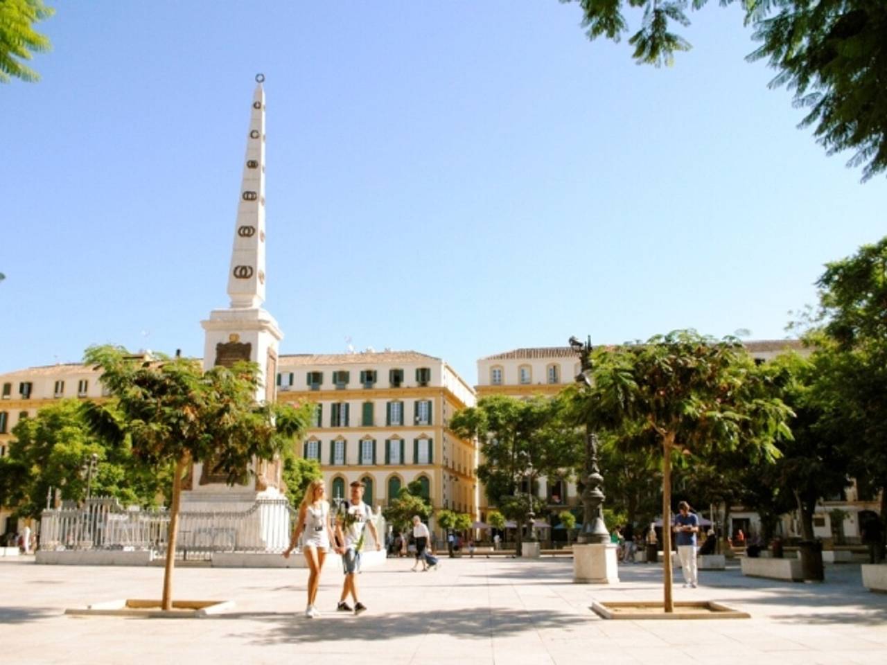 Entire apartment, Modern apartment in central Malaga with Netflix and Wi-Fi in Málaga Central District, Malaga