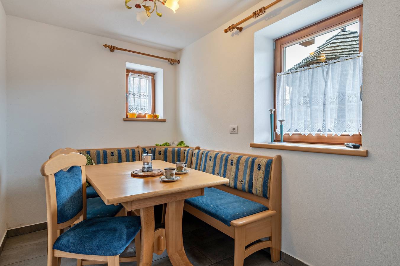Ganze Wohnung, Ferienwohnung 'Stöcklhuberhof' mit Bergblick, Gemeinschaftsgarten, Terrasse und Wlan in Vintl, Dolomiti Superski