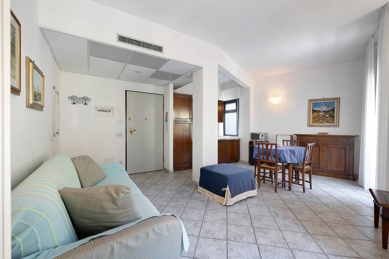Ganze Wohnung, Haustierfreundliche Ferienwohnung "18 Mehari" mit Balkon und Wlan in Varigotti, Finale Ligure Gemeinde