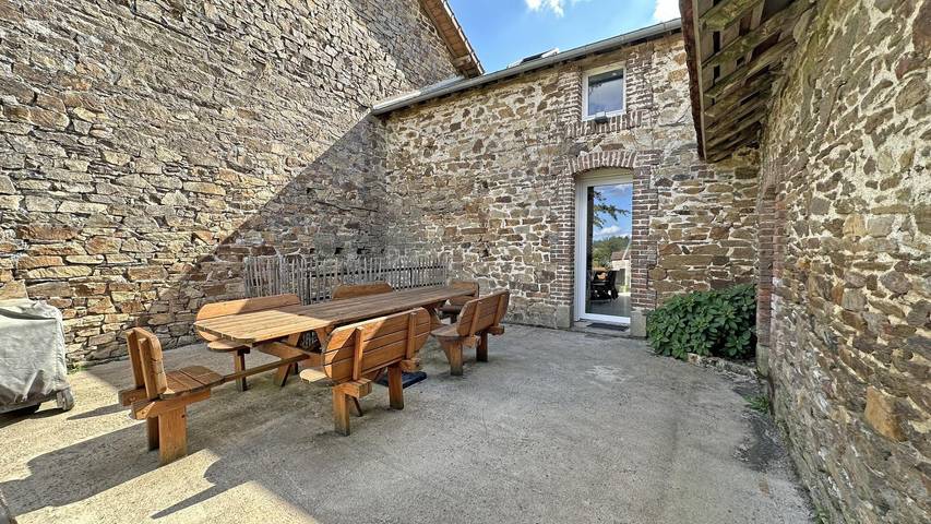 Gîte pour 8 personnes, avec jardin et terrasse à Saint-Yrieix-la-Perche - 3
