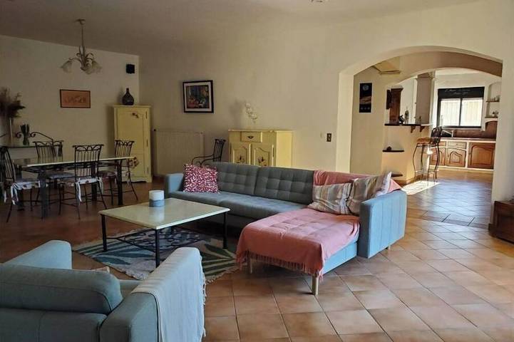 Gîte pour 10 personnes, avec jardin à Rasteau - 2