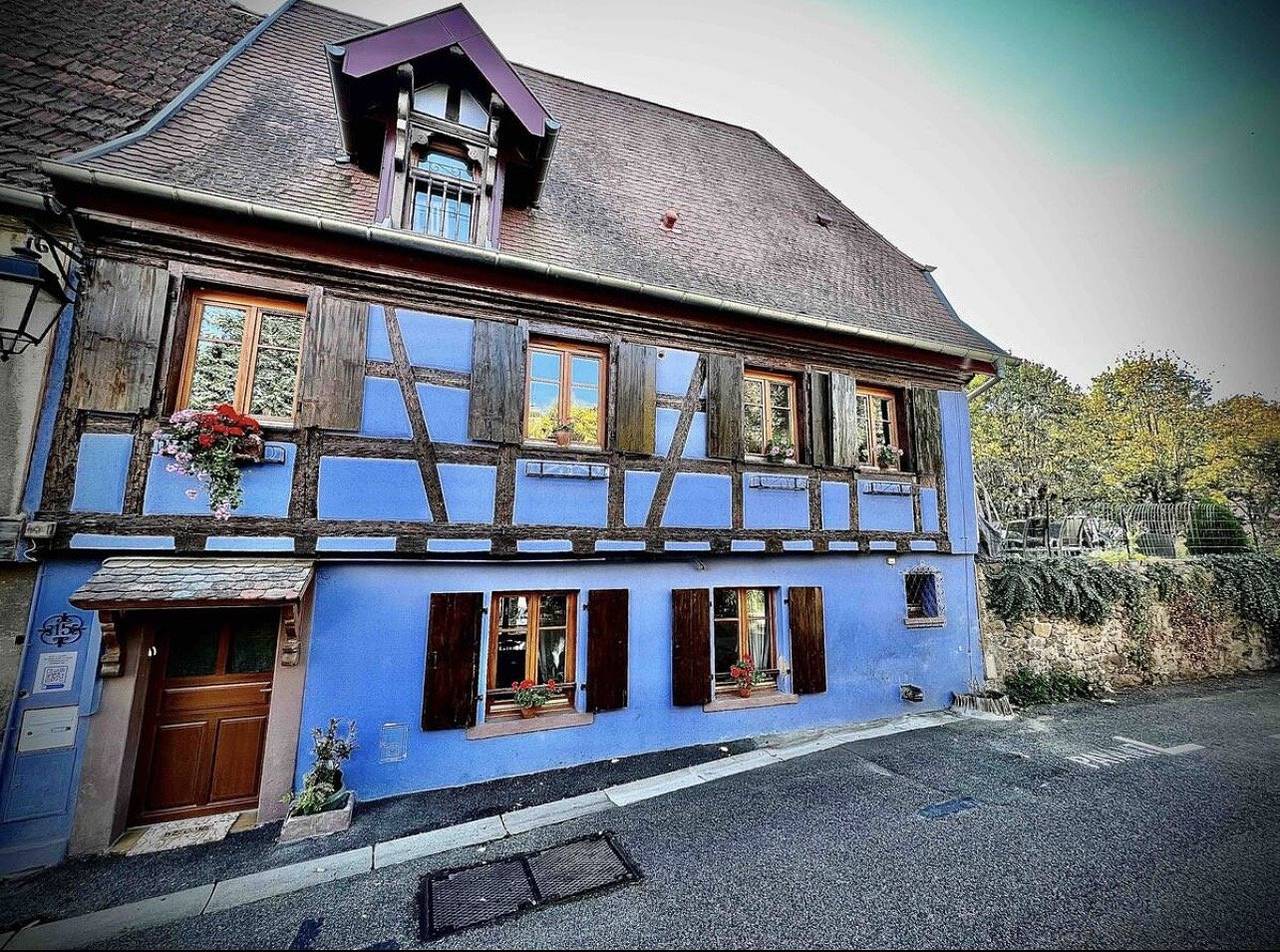 La jolie maison bleue in Kaysersberg, Parc naturel régional des Ballons des Vosges