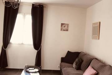 Gîte pour 4 personnes, avec jardin et terrasse à Bocognano