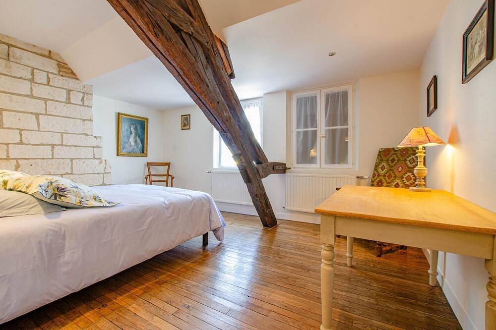 Apartamento entero, Le Saint Frobert - Troyes in Troyes, Aube (desambiguación)