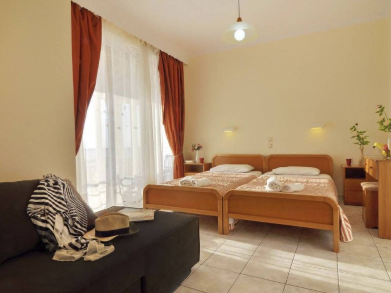 Apartment for 4 People in Agios Gordios, Corfu