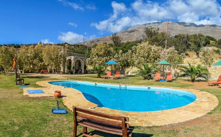 Ferienhaus für 4 Personen, mit Terrasse und Garten sowie Pool und Ausblick in Rethymno und Umgebung - 2