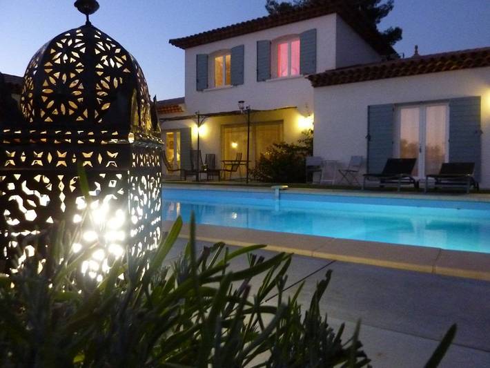 Chambre d’hôte pour 2 personnes, avec jardin et piscine
