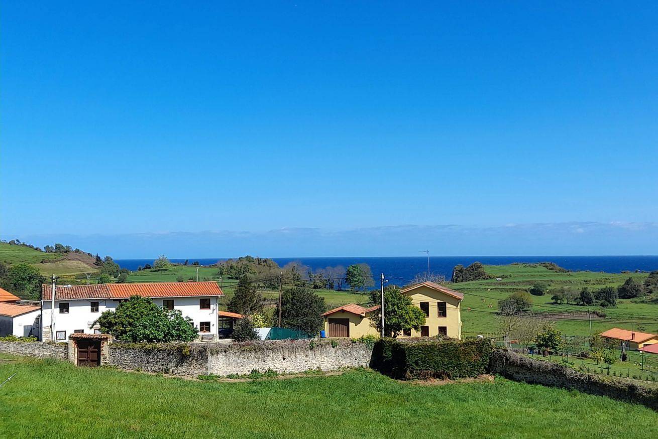 Ferienhaus für 8 Personen mit Balkon/Terrasse in Llanes, Costa Verde (Spanien)