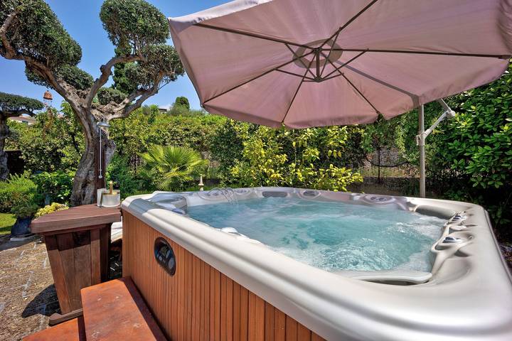 Appartamento vacanze per 4 persone, con giardino e idromassaggio - 1