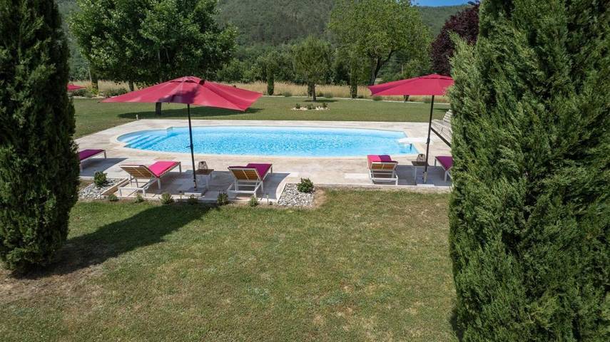 Location de vacances pour 6 personnes, avec piscine ainsi que vue et jardin dans Cœur de Causse - 3