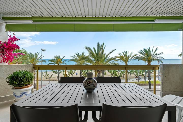 Gîte pour 4 personnes, avec jardin, adapté aux familles à Cambrils - 2