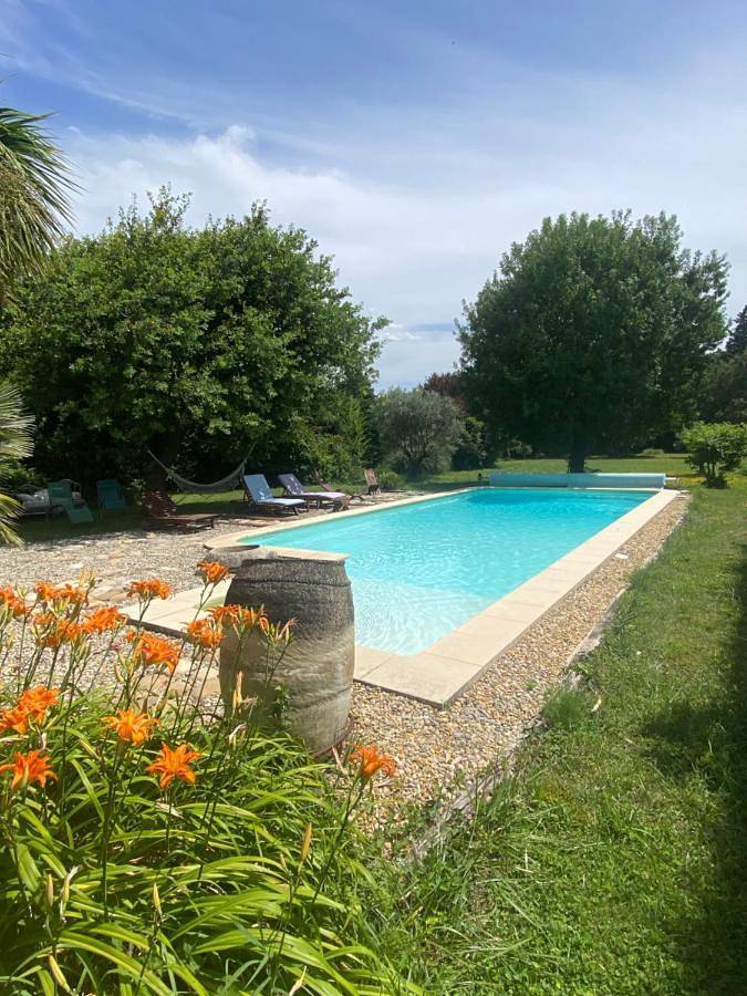 Villa pour 6 personnes, avec jardin ainsi que jacuzzi et piscine à Orange - 3