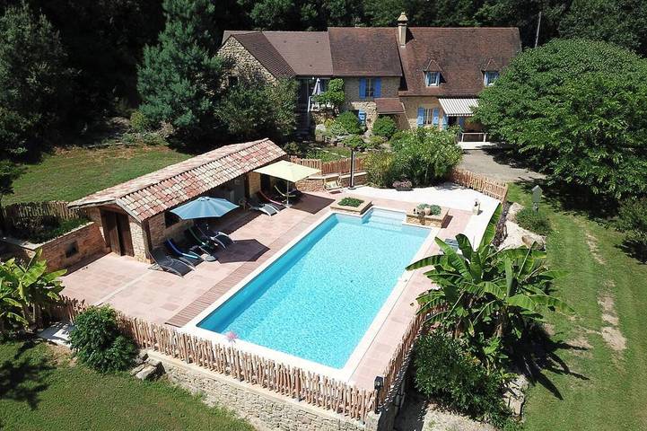 Location de vacances pour 14 personnes, avec Jardin à Calviac-en-Périgord