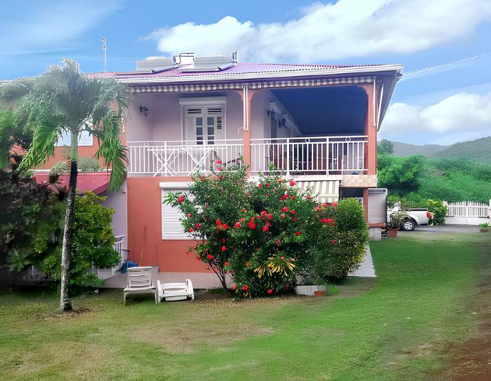 Location de vacances pour 2 personnes, avec terrasse à Sainte-Luce